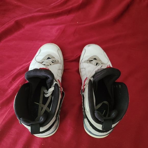 Size 9.5 - Jordan 8 Retro White 2013Pre-owned  signs of wear - Picture 5 of 8